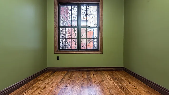 Rented by Nooklyn NYC LLC | media 21