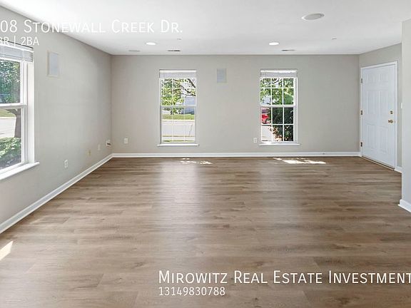 3rd image of 308 Stonewall Creek Dr