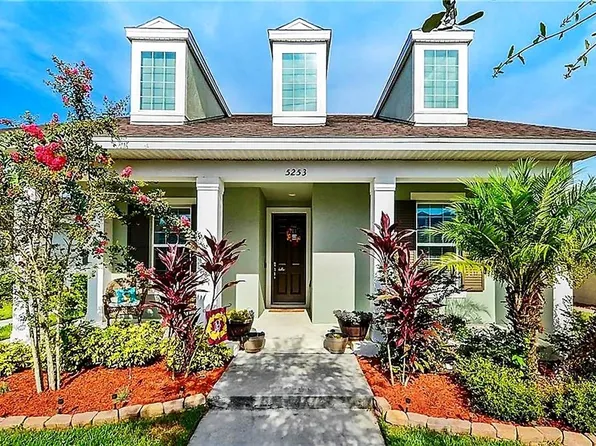 5253 Suncatcher Dr, Wesley Chapel, FL 33545