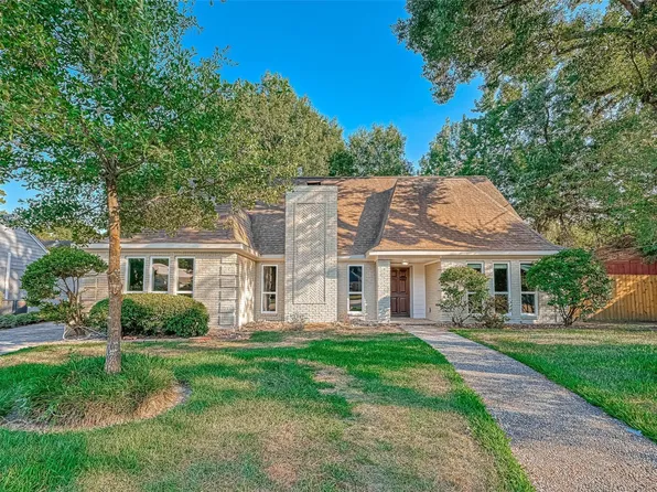 3615 Highfalls Dr, Houston, TX 77068