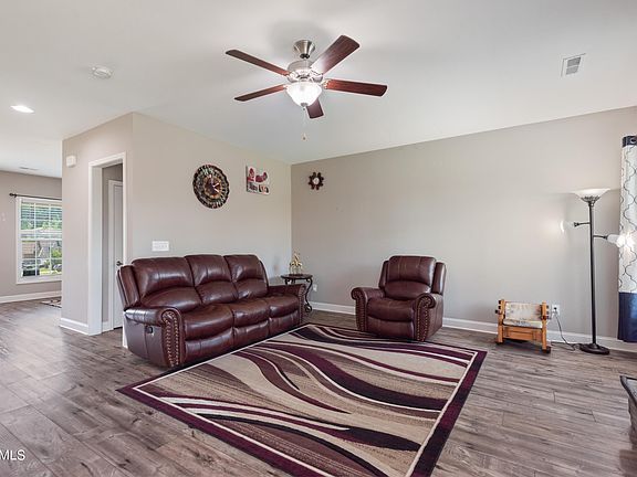 5th image of 12649 Hartsfield Ln