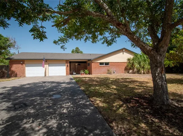 488 Caribbean Dr, Corpus Christi, TX 78418