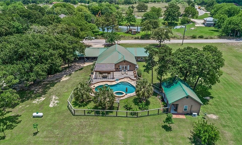 1st image of 6858 Hollow Heights Dr