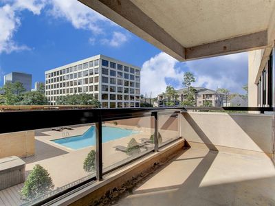 49 Briar Hollow Ln Unit 201, Houston, TX, 77027