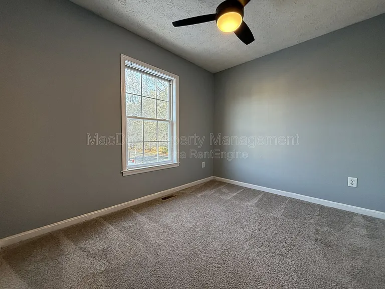 10500 Boxmeer Ct — Photo 20