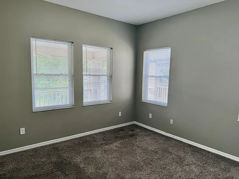 1808 E. Columbus Drive — Photo 20