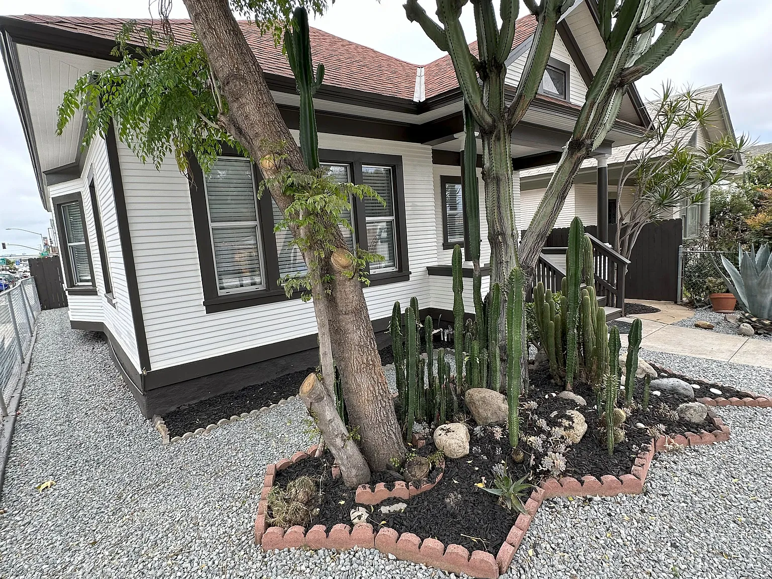1695 Logan Ave — Photo 3