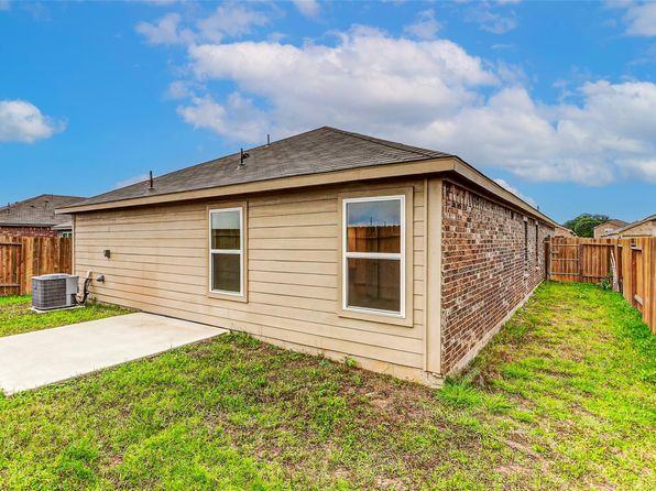 10718 Millet Ct, Richmond, TX 77469