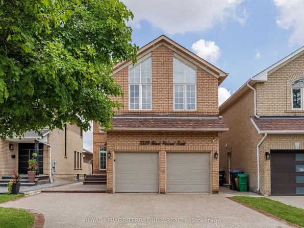 7339 Black Walnut Trl, Mississauga, ON L5N 7M3