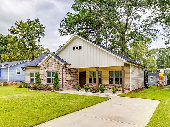 3rd image of 313 Rossclan Rd