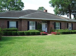 211 Crescent Lake Ct, Lakeland, FL 33813