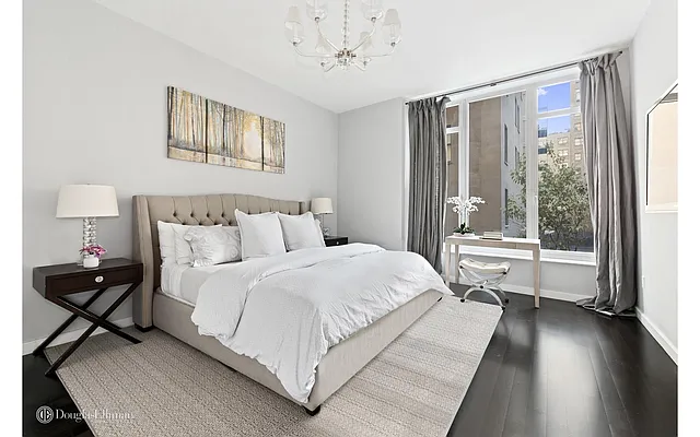 Sold by Douglas Elliman | media 18