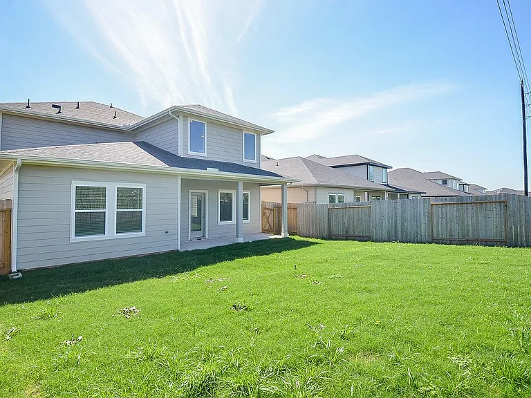 8047 Marchese Dr — Photo 20