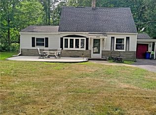 206 Rowley Dr, Rochester, NY 14624