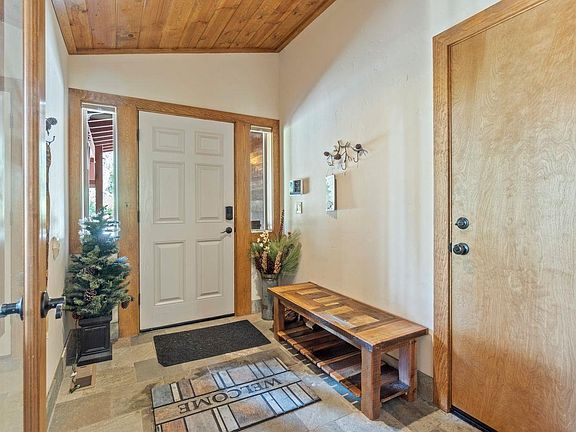 2nd image of 258 Aluna Ave