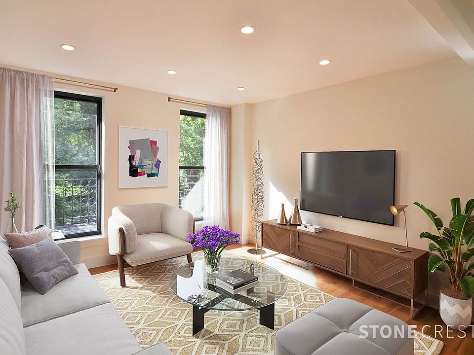 1st image of 225 Central Park N #28