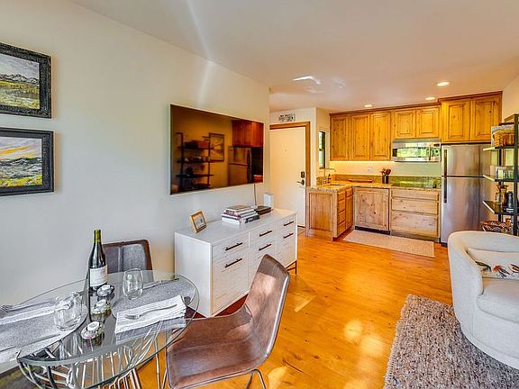 3rd image of 2456 Indian Springs Condo Dr