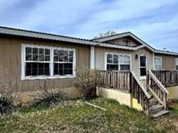 8253 Hutcheson Hill Rd, Springtown, TX 76082