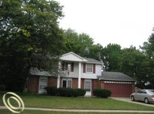 20900 Harvard Rd, Southfield, MI 48076