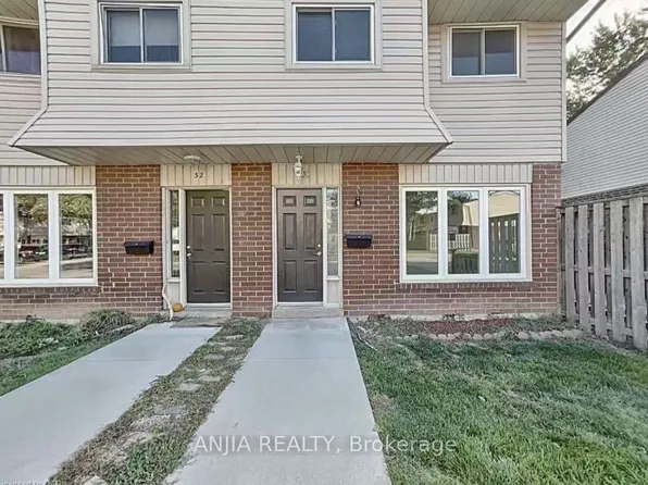 2 Weiden St #31, Saint Catharines, ON L2M 6W5