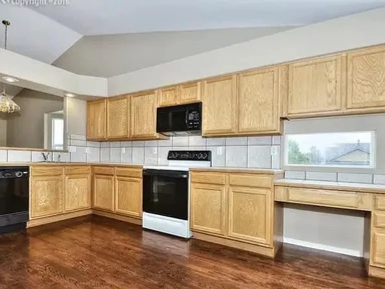 4940 Balsam St — Photo 30