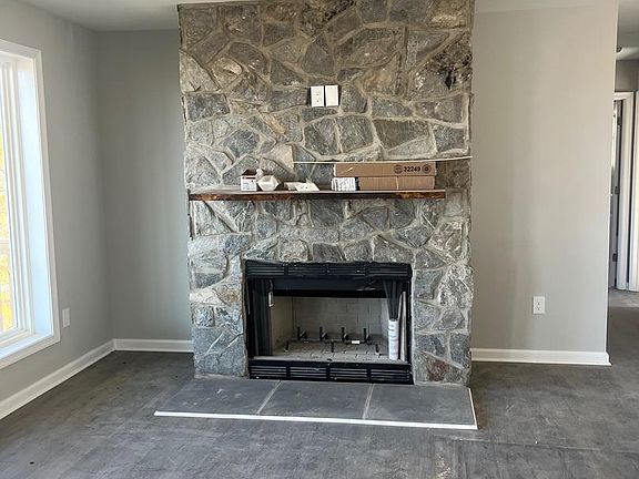 5th image of 240 Howellsville Rd