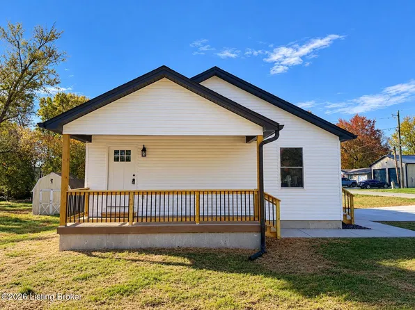 167 Spruce Ln, Hanover, IN 47243