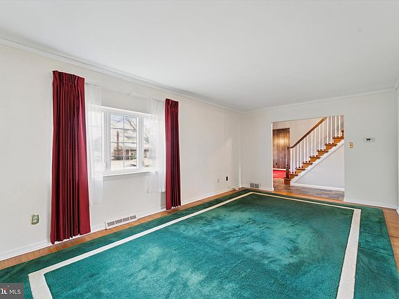 5th image of 2987 Sheffield Dr