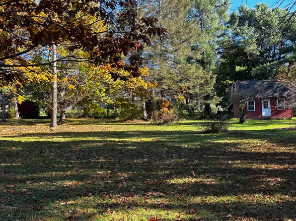 10 Cedar Street, Bucksport, ME 04416