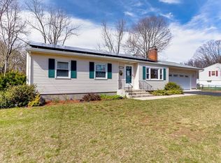 154 Yarmouth St, Longmeadow, MA 01106