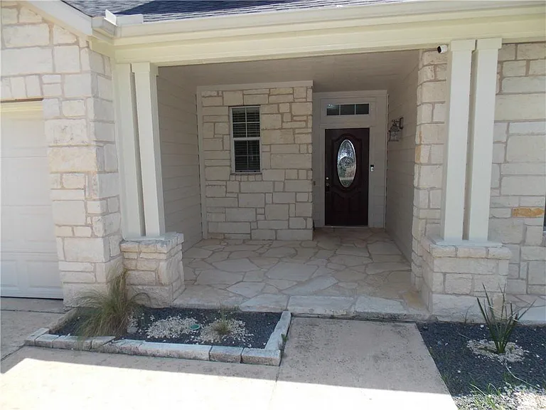 20961 Mandrake Dr — Photo 2