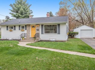 232 Country Club Ter, Battle Creek, MI 49015