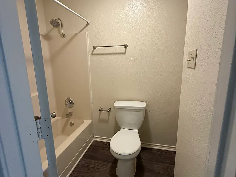 721 Avenue A #9 — Photo 13