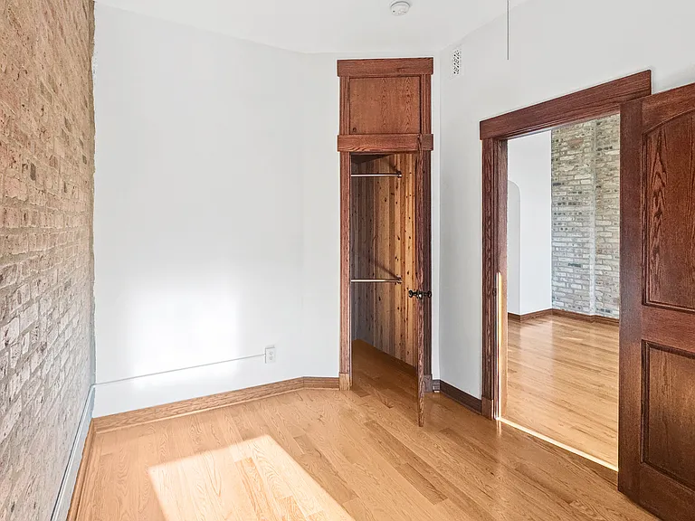 3256 S Princeton Ave #3 — Photo 8