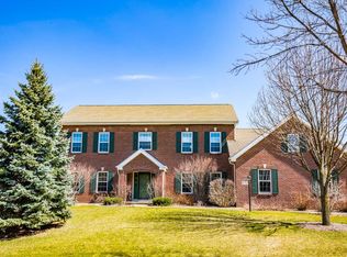 1713 Autumn Hill Dr, Verona, WI 53593