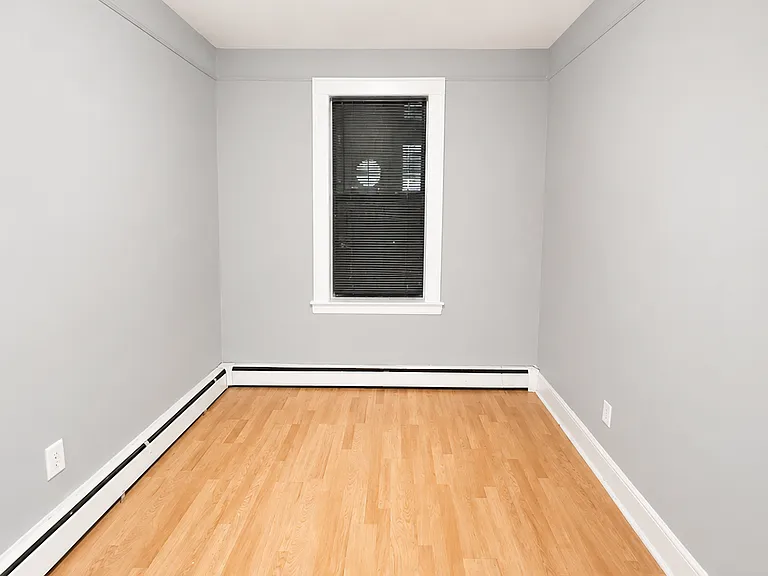 115 Grafton Ave #3 — Photo 3