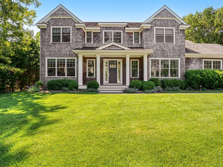 61 Birchwood Ln — Photo 4