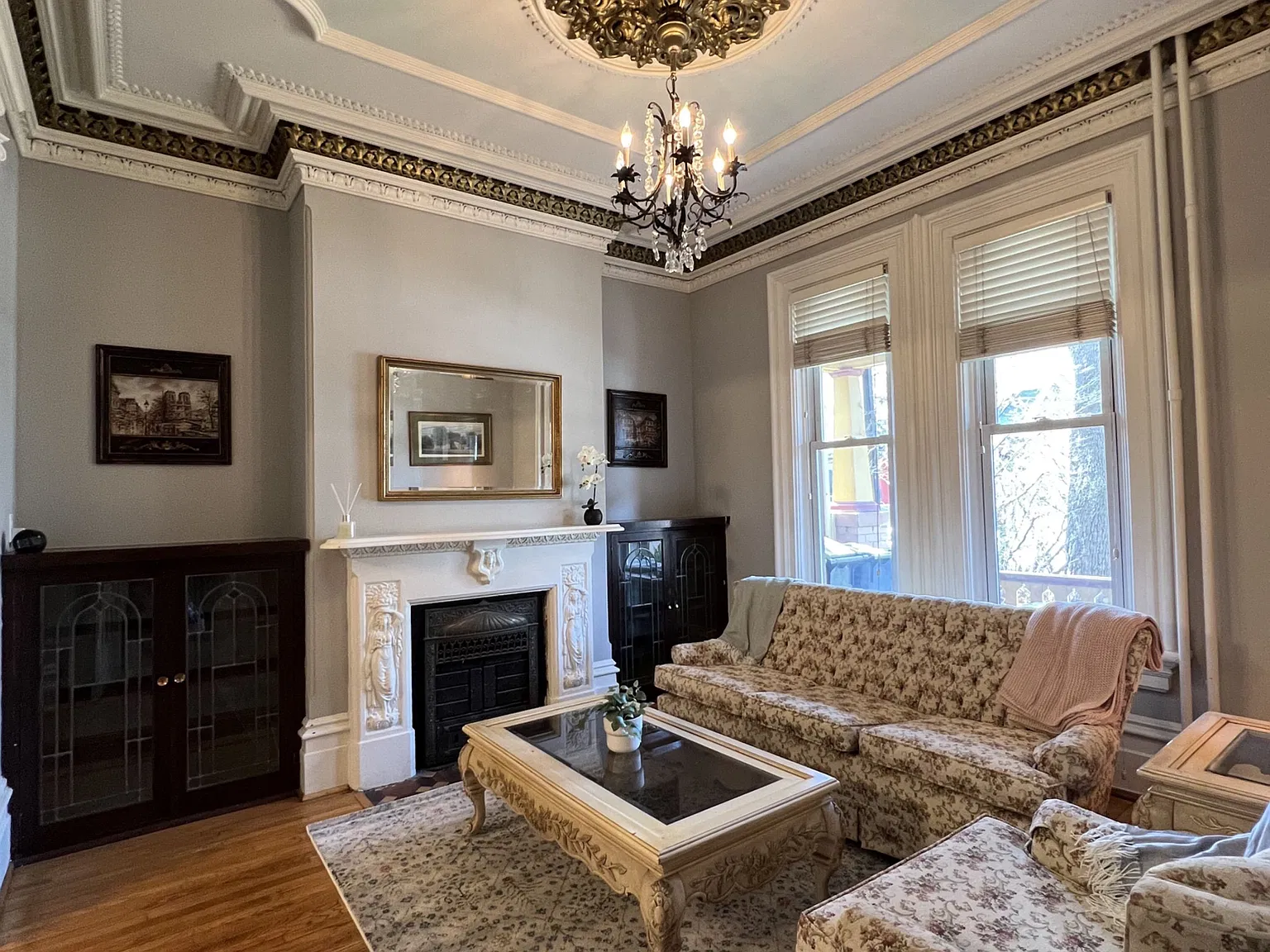 3 bed, $4,500 — Photo 2