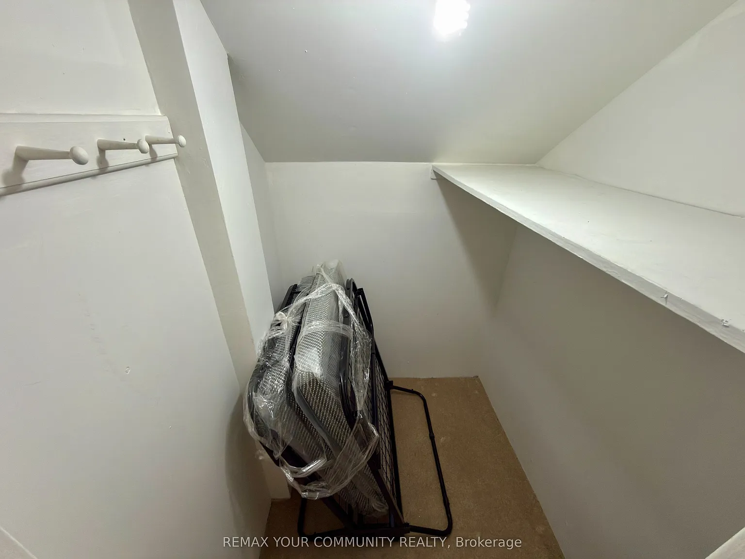 1 bed, $1,200 — Photo 4
