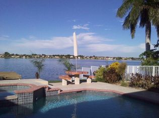 19453 NW 23rd Pl, Pembroke Pines, FL 33029