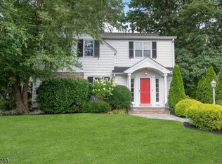 27 Colony Dr, Summit, NJ 07901