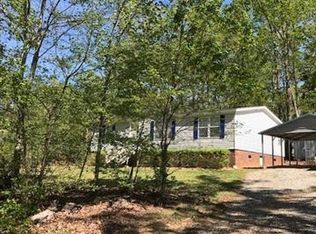 1126 Pleasant Ct, Bessemer City, NC 28016