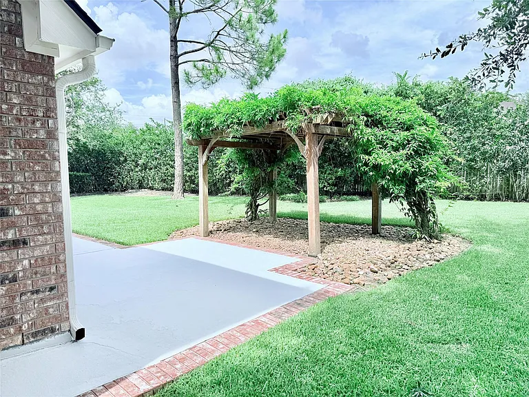 5711 Silver Bay Ct — Photo 38