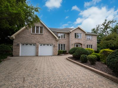 1707 Frediani Ct, Mount Prospect, IL, 60056