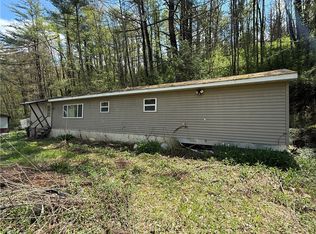 2602-2606 Bailey Creek Rd, Corning, NY 14830