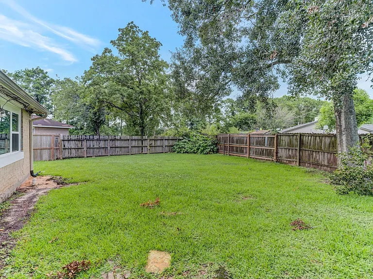 11511 Grapewood Ct — Photo 22