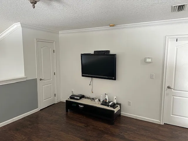3526 Shady Woods St E — Photo 11