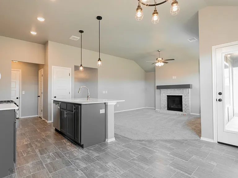 4306 W Country Club Dr — Photo 8