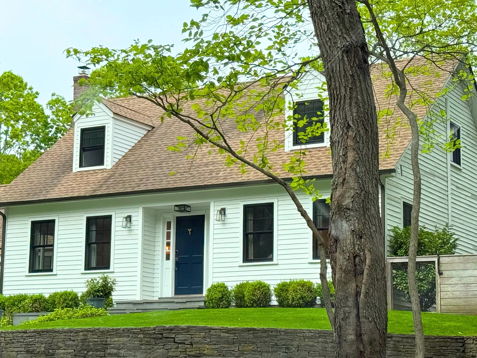 Pristine and Beautiful Sag Harbor Rental Minutes to Main Street — Photo 1