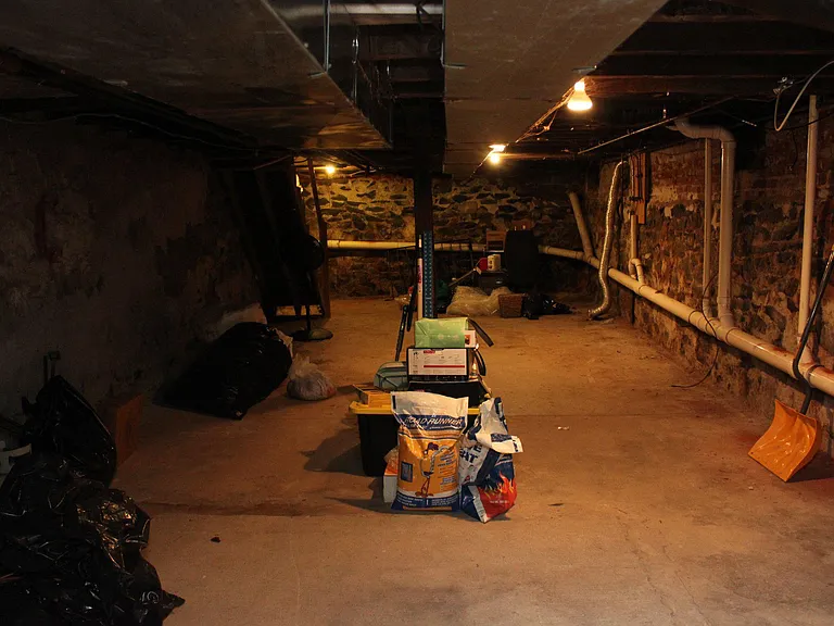 2400 Duncan St #1 — Photo 22